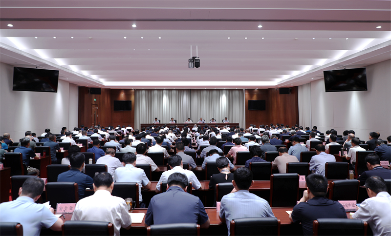 省委教育工委、省教育厅召开党的建设工作领导小组扩大会议安排部署深入贯彻中央八项规定精神学习教育后续工作 省委教育工委、省教育厅召开党的建设工作领导小组扩大会议安排部署深入贯彻中央八项规定精神学习教育后续工作